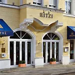 Ritzi 3*